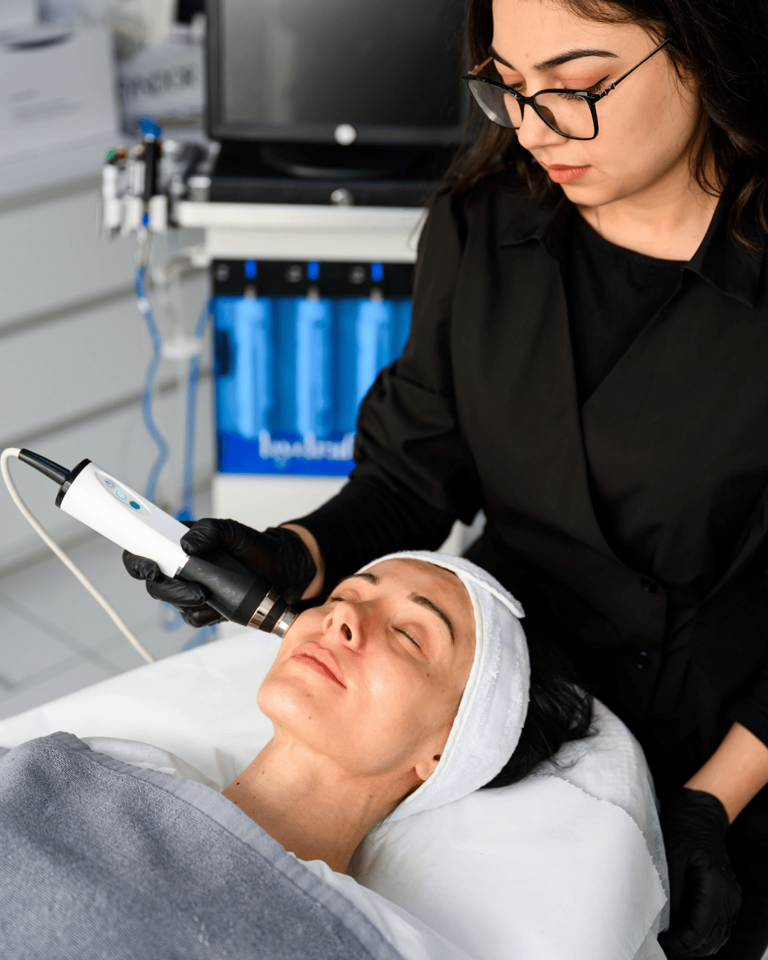 OxyGeneo процедура за лице в Бургас – DERMA